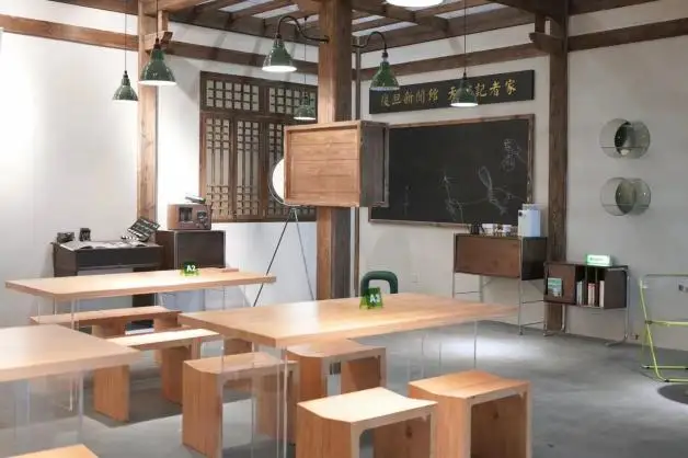 在青苹果影院影院，怎么“看戏”？